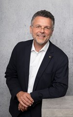 Neuschmid Kurt 01 Klein